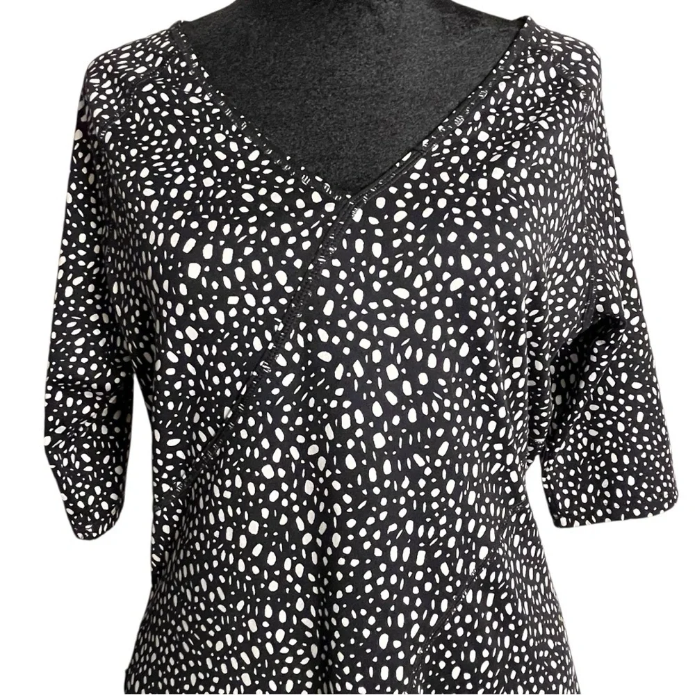 Title Nine NWT Cafe Sleeve Spiral Seam Dress Dot Black White Athleisure Dress M - Picture 8 of 14